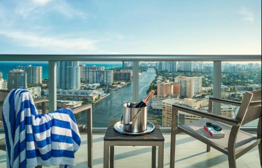 Studio In Hallandale 2 Beds Hallandale Beach Esterno foto