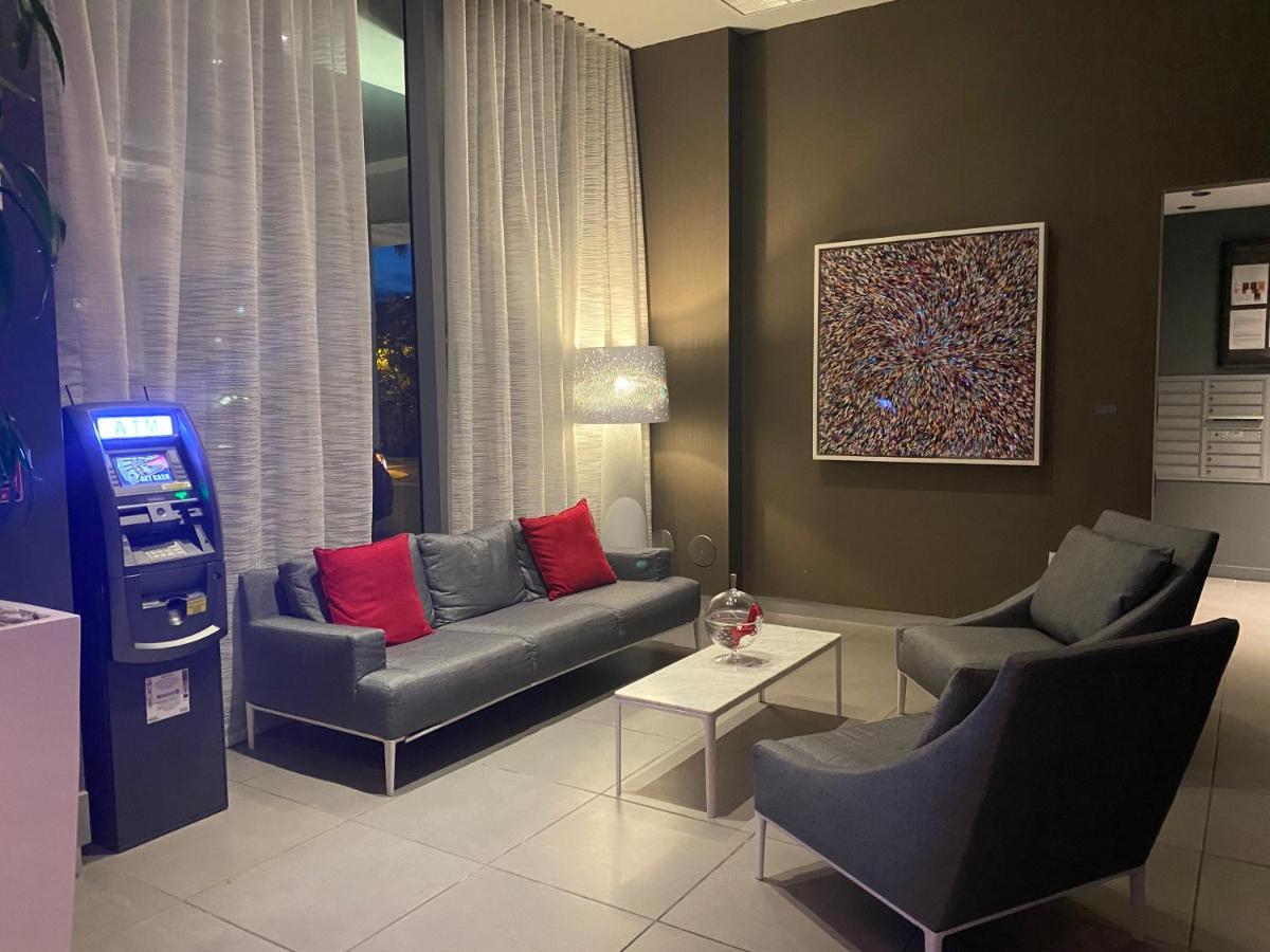 Studio In Hallandale 2 Beds Hallandale Beach Esterno foto